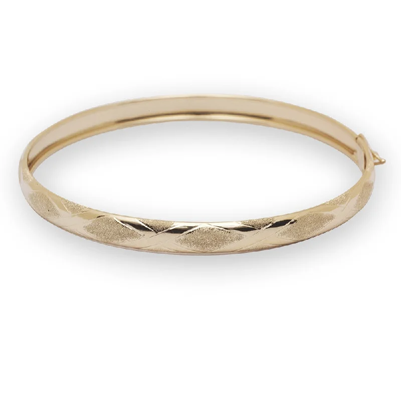 Curata 10k Yellow Gold 6mm Textured Hinged Bangle Bracelet