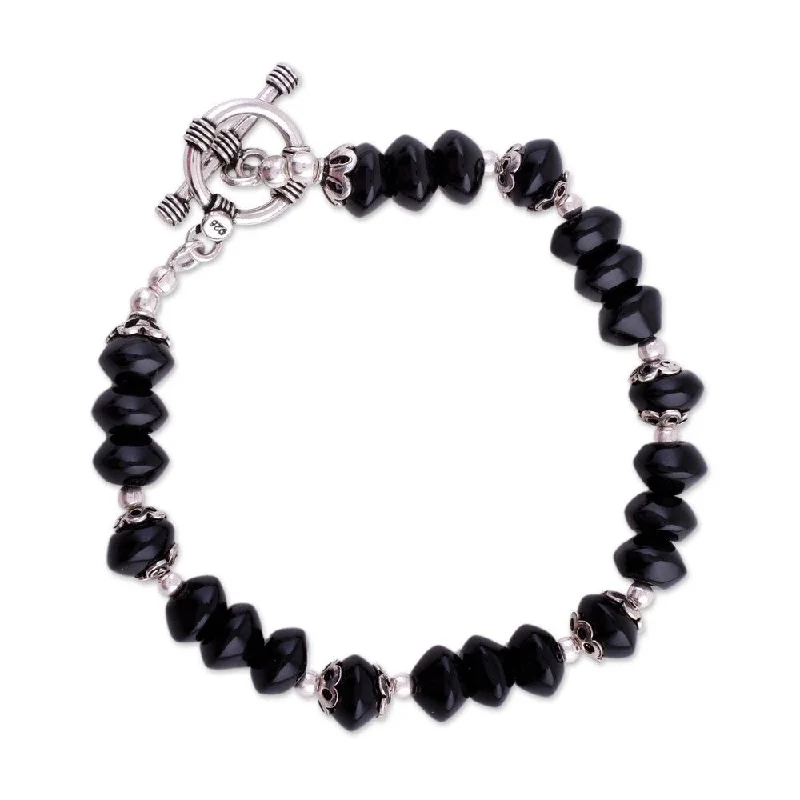 Handmade Sterling Silver Modern Mystery Onyx Beaded Bracelet (India) - Black