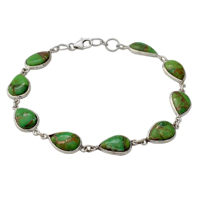 Handmade Sterling Silver 'Serenity in Green' Turquoise Bracelet (India)