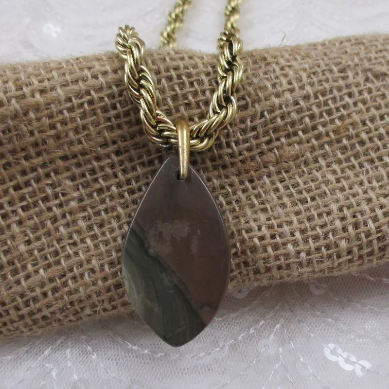 Imperial Jasper Designer Cut Gemstone Pendant Necklace