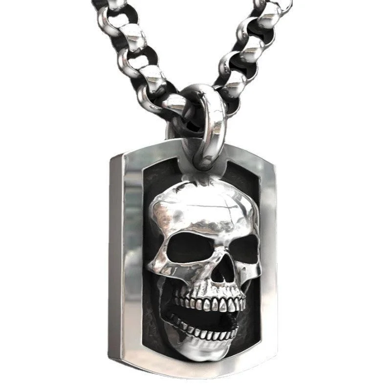 Cycolinks 3D Carved Skull Necklace