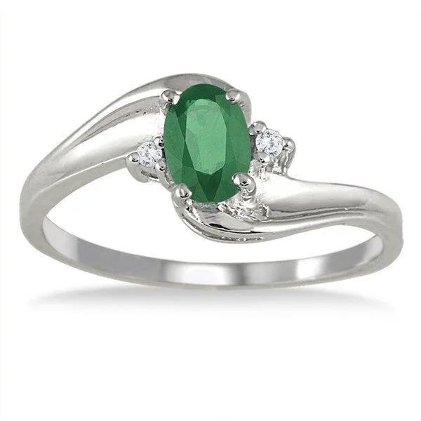 Emerald Gemstone and Diamond Wave Ring 14k White Gold