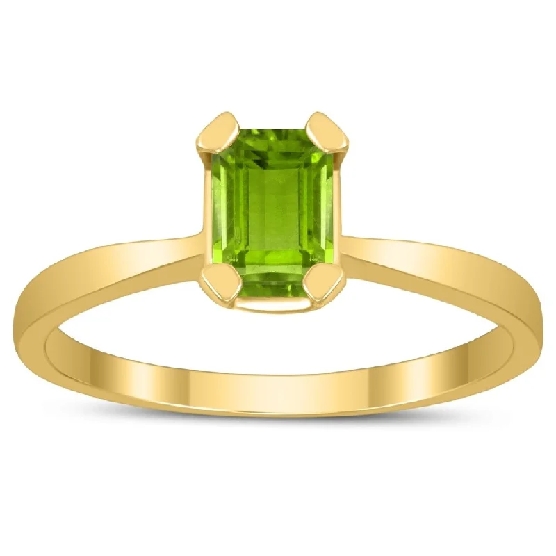 Emerald Shaped 6X4MM Peridot Solitaire Ring in 10K Yellow Gold