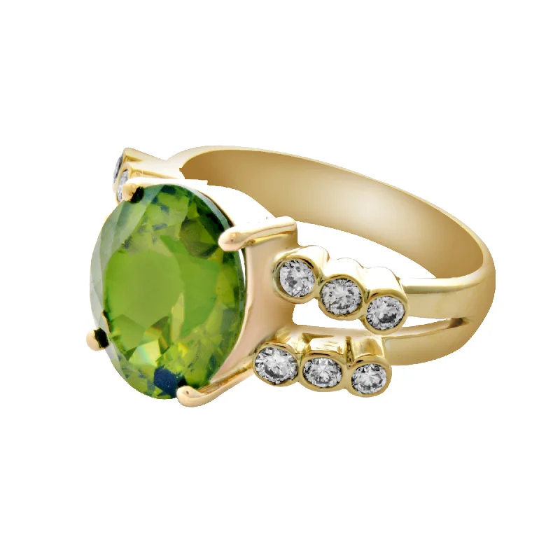 Ring-Peridot and Diamond